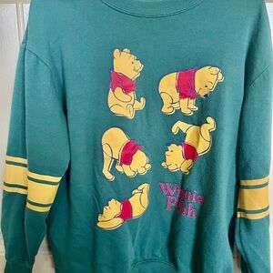 Disney Winnie the Pooh Vintage Crewneck Women’s Size Small